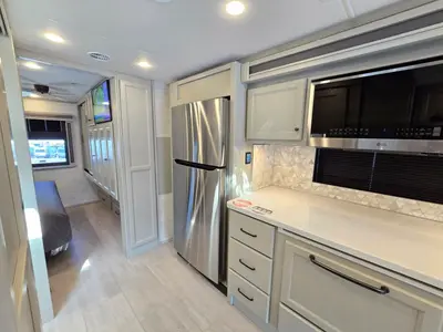 2027 Tiffin Motorhomes Allegro BAY photo 9