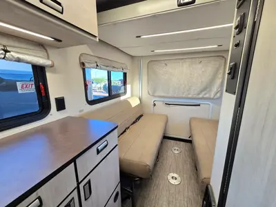 2027 Winnebago Resa IUH19DC photo 6
