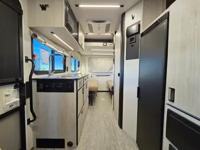 2027 Winnebago Resa IUH19DC photo 4