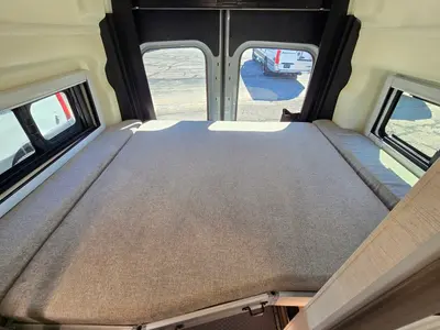 2027 Thor Motor Coach Palladium photo 14