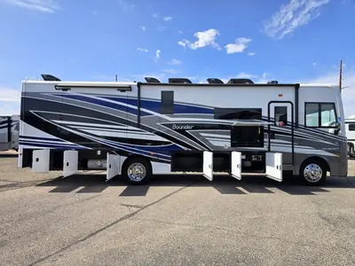 2027 Fleetwood Bounder photo 28