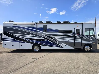 2027 Fleetwood Bounder photo 27