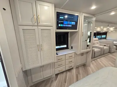 2027 Fleetwood Bounder photo 21