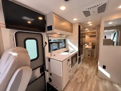 2026 Thor Motor Coach Vegas photo 6