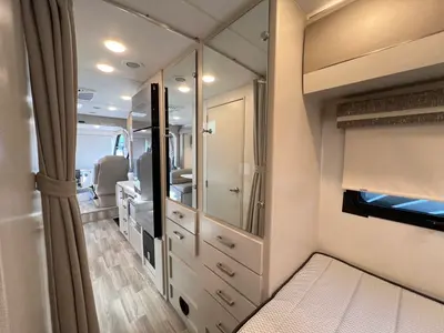 2026 Thor Motor Coach Vegas photo 19
