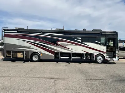 2018 Tiffin Motorhomes Phaeton photo 26