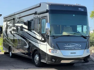 2016 Newmar Dutch Star exterior