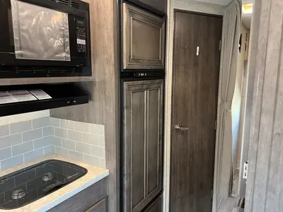 2023 Entegra Coach Odyssey SE photo 12