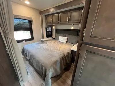 2023 Entegra Coach Odyssey SE photo 16