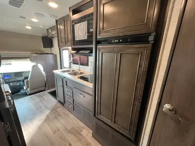2023 Entegra Coach Odyssey SE photo 8