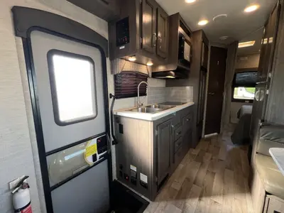 2023 Entegra Coach Odyssey SE photo 6