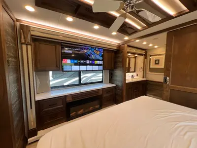 2025 Tiffin Motorhomes Allegro BUS photo 21