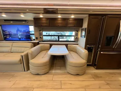 2025 Tiffin Motorhomes Allegro BUS photo 16