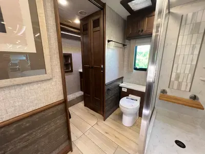2025 Tiffin Motorhomes Allegro BUS photo 25