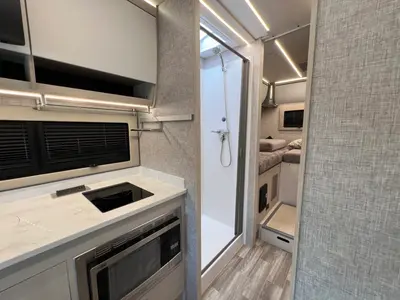 2025 Tiffin Motorhomes Wayfarer photo 8