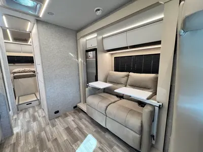 2025 Tiffin Motorhomes Wayfarer photo 13