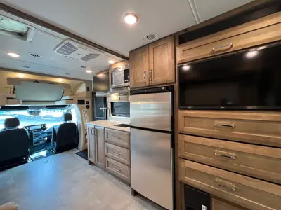 2024 Tiffin Motorhomes Wayfarer photo 9