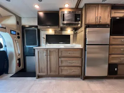 2024 Tiffin Motorhomes Wayfarer photo 7