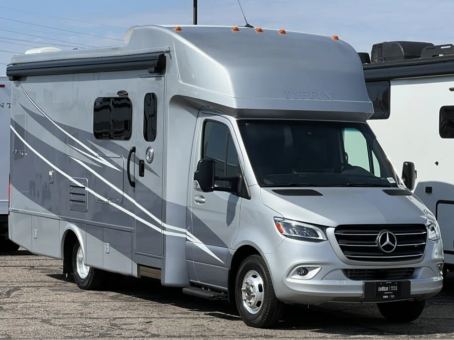 2024 Tiffin Motorhomes Wayfarer exterior