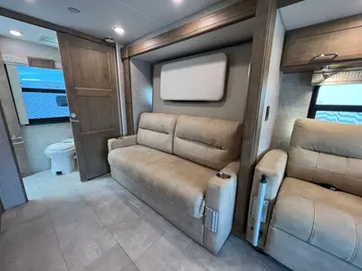 2024 Tiffin Motorhomes Wayfarer photo 15