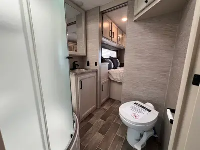 2022 Thor Motor Coach Chateau photo 22