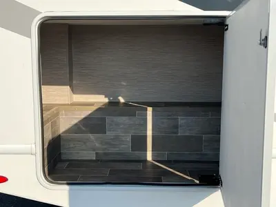 2022 Thor Motor Coach Chateau photo 28
