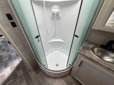 2022 Thor Motor Coach Chateau photo 24