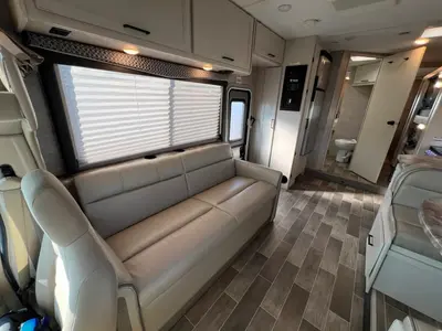 2022 Thor Motor Coach Chateau photo 13