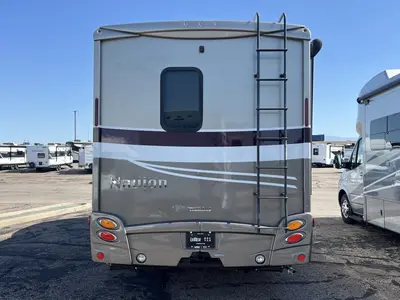 2019 Winnebago Navion photo 25