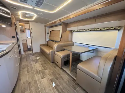 2019 Winnebago Navion photo 13