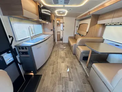 2019 Winnebago Navion photo 5