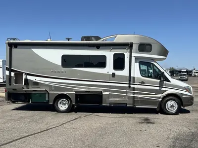 2019 Winnebago Navion photo 22