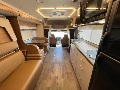 2019 Winnebago Navion photo 3