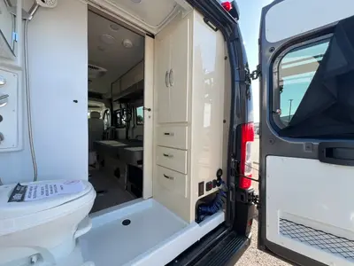 2022 Jayco Swift LI photo 18