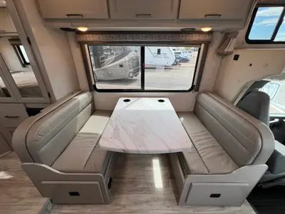 2025 Thor Motor Coach Chateau photo 13
