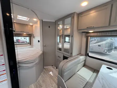 2025 Thor Motor Coach Chateau photo 14