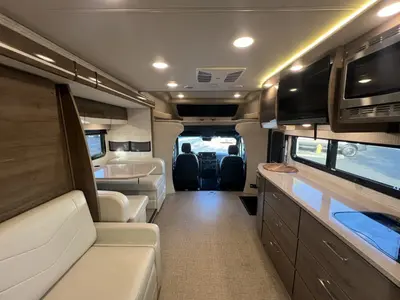 2024 Jayco Melbourne Prestige photo 3