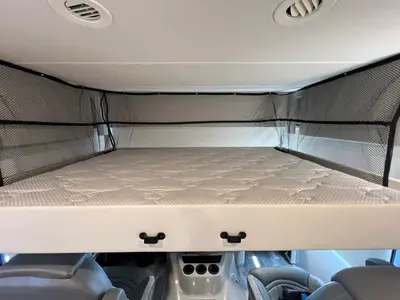 2023 Thor Motor Coach Challenger photo 4