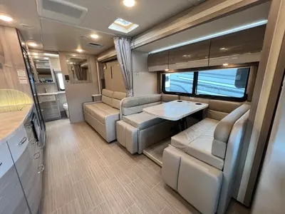 2022 Thor Motor Coach Delano photo 13
