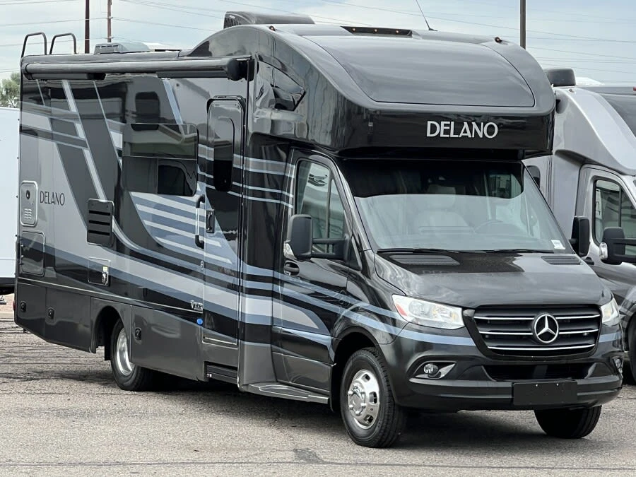 2022 Thor Motor Coach Delano exterior
