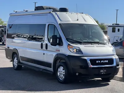 2022 Thor Motor Coach Tellaro exterior
