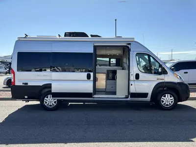 2022 Thor Motor Coach Tellaro photo 22