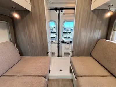 2022 Thor Motor Coach Tellaro photo 16