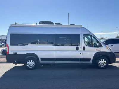2022 Thor Motor Coach Tellaro photo 21