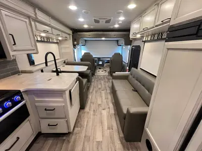 2022 Jayco Alante photo 3