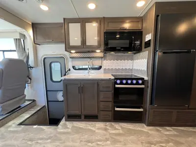 2022 Thor Motor Coach Windsport photo 7