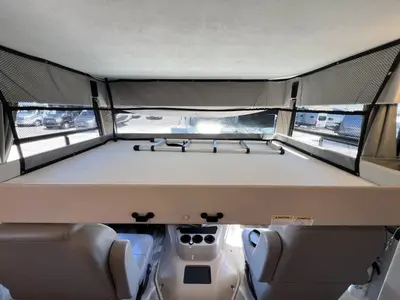 2022 Thor Motor Coach Windsport photo 4