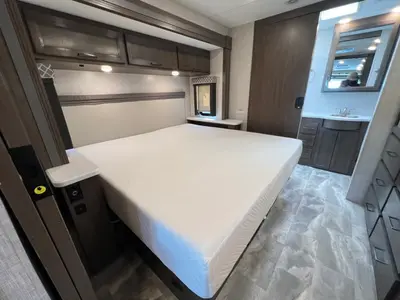 2022 Thor Motor Coach Windsport photo 18