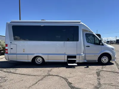 2022 Airstream Atlas photo 23
