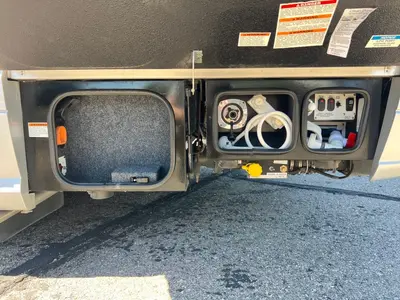 2022 Airstream Atlas photo 28